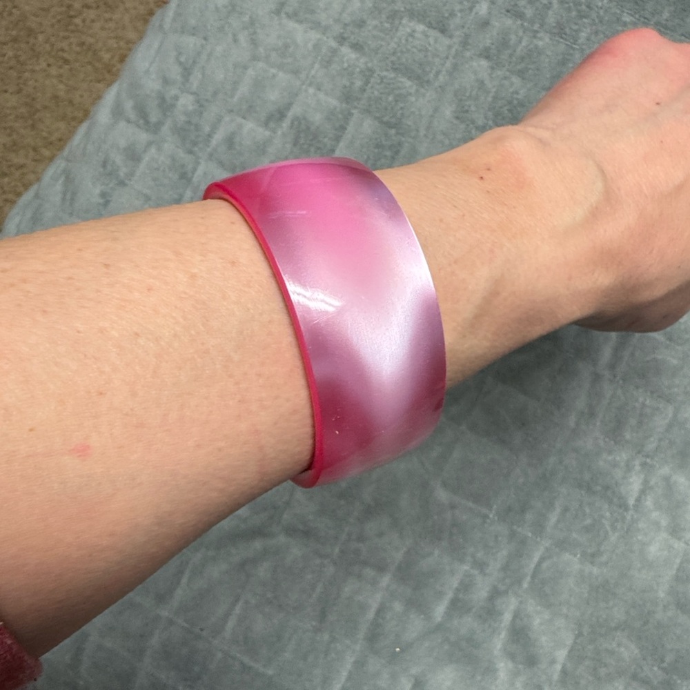 Vintage Plastic Bangle Bracelet, Pink, Pearl, Iridescent, Retro